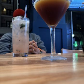 Walk-On’s Atlanta, GA - The Battery - Sports Bars Near Me - Atlanta, Georgia