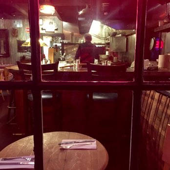 The Little Store - Open kitchen - American Near Me - Woodside, California The Little Store - Open kitchen - American Near Me - Woodside, California