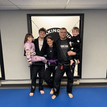 Breaking Point Brazilian Jiu Jitsu - Brazilian Jiu-jitsu Near Me - Davenport, Iowa Breaking Point Brazilian Jiu Jitsu - Brazilian Jiu-jitsu Near Me - Davenport, Iowa