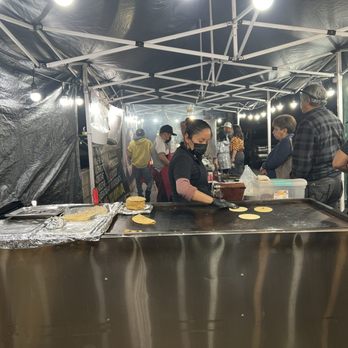 Tacos El Chino - Food Stands Near Me - Los Angeles, California