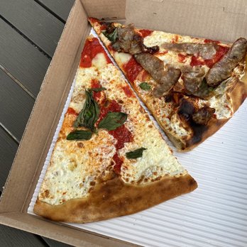 Table 87 - Brooklyn Heights - Margherita and sausage slices - Pizza Near Me - Brooklyn, New York Table 87 - Brooklyn Heights - Margherita and sausage slices - Pizza Near Me - Brooklyn, New York