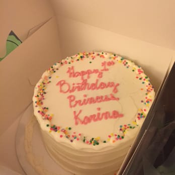 Billy's Bakery - $95 for this horrible, plain smushed cake for my daughters 1st bday party - Bakeries Near Me - New York, New York