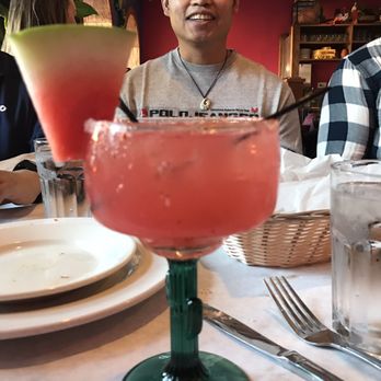 Mas Alla Del Sol - Watermelon margarita - Mexican Near Me - Chicago, Illinois Mas Alla Del Sol - Watermelon margarita - Mexican Near Me - Chicago, Illinois