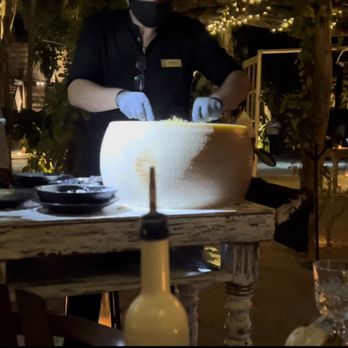 Parole Tulum - Fettunici cooked at the table - Italian Near Me - Tulum, ROO