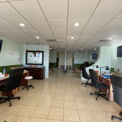 Papillon's Nail and Spa