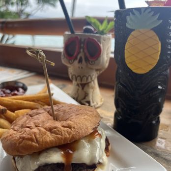 Cheeky Tiki - Paniolo burger - Tiki Bars Near Me - Kailua Kona, Hawaii