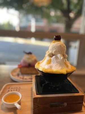 Coche Valley Dessert Cafe by null