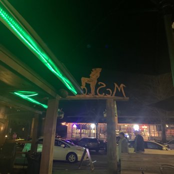 McSharry's Irish Pub - Pubs Near Me - Fairhope, Alabama
