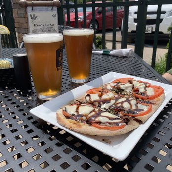 Marley's Brewery and Grille - Flatbread pizza - Breweries Near Me - Bloomsburg, Pennsylvania