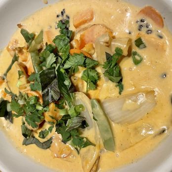 True Food Kitchen - Spicy Panang Curry Bowl - AMAZZZZZZZZINGLY DELICIOUS - creamy, thick, rich and flavorful just so - fresh ingredients, piping hot! - New American Near Me - Reston, Virginia True Food Kitchen - Spicy Panang Curry Bowl - AMAZZZZZZZZINGLY DELICIOUS - creamy, thick, rich and flavorful just so - fresh ingredients, piping hot! - New American Near Me - Reston, Virginia
