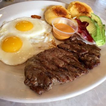 Harry's Restaurant - Breakfast & Brunch Near Me - Houston, Texas