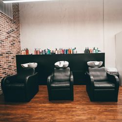 Refresh Spa & Salon