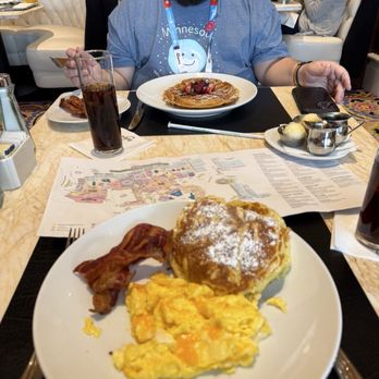 Terrace Pointe Cafe - Eggs Pancake and Eggs* - New American Near Me - Las Vegas, Nevada