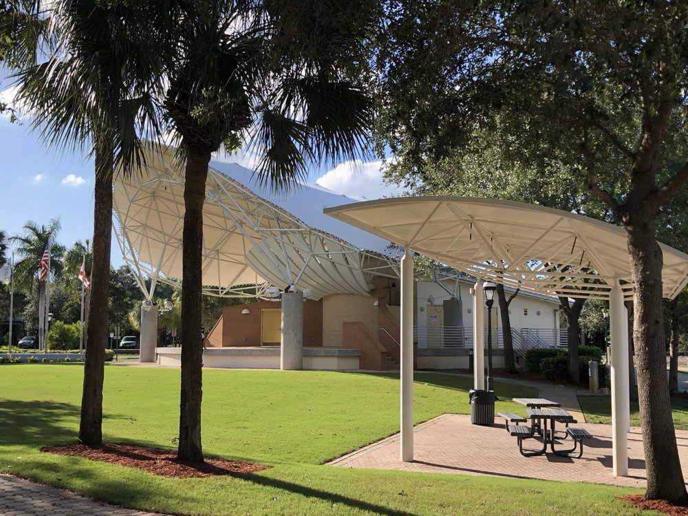Riverside Park Image
