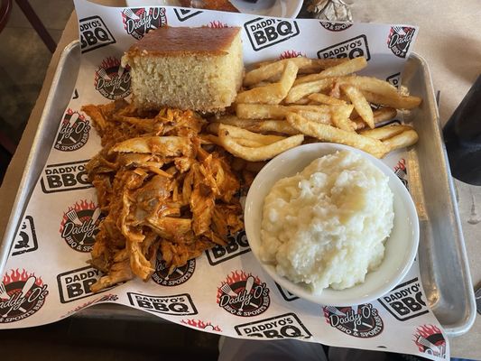 Daddy'Os BBQ & Sports Bar by null