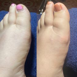 Majestic Nails - Lavender pedicure by Phalla with gel polish