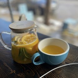 Sweet Moon - Tea