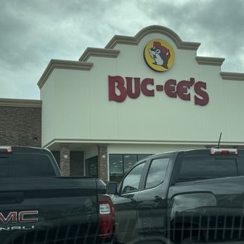Buc-ee's - Gas Stations Near Me - New Braunfels, Texas