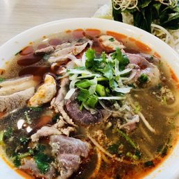 Bún Bò Tái Quảng Nam