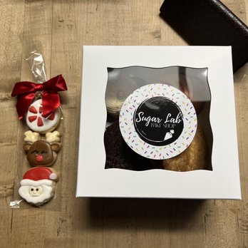 Sugar Lab Bake Shop - Super cute Yelp themes cookies and other baked goods! - Bakeries Near Me - Ventura, California