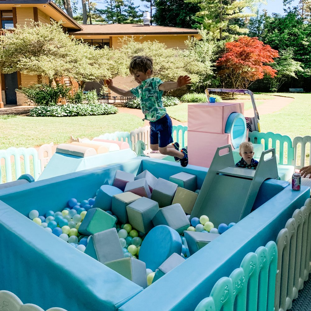 Swan Party Hire - Party & Event Planning Near Me