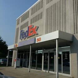 FedEx Ship Center