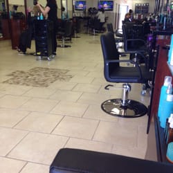 Salon 727 of Selden