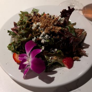 Amaro’s Table - House salad - New American Near Me - Castle Rock, Washington