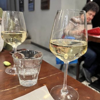 Hey Yuet - Riesling Wine - Dim Sum Near Me - New York, New York