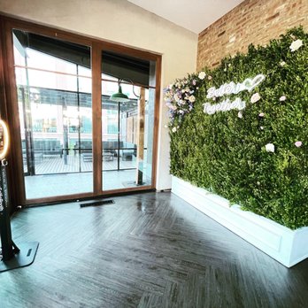 Morgan's on Fulton - Super fun video booths from Alexa Selfie Booth Chicago. Photo is on the rooftop front room. - Venues & Event Spaces Near Me - Chicago, Illinois Morgan's on Fulton - Super fun video booths from Alexa Selfie Booth Chicago. Photo is on the rooftop front room. - Venues & Event Spaces Near Me - Chicago, Illinois