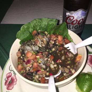 Tesoro Salvadoreño - Coctel de concha negra - Salvadoran Near Me - North Plainfield, New Jersey