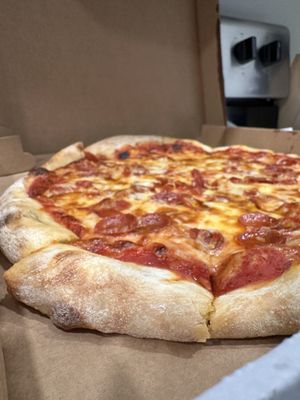 Fiori's Pizzaria by null