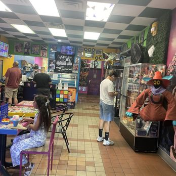 Up In Scoops - Ice cream shop - Ice Cream & Frozen Yogurt Near Me - Las Vegas, Nevada Up In Scoops - Ice cream shop - Ice Cream & Frozen Yogurt Near Me - Las Vegas, Nevada