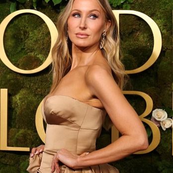 Spray Tan Beauty Boutique - Golden Globes = Golden Tans - Spray Tanning Near Me - Centennial, Colorado Spray Tan Beauty Boutique - Golden Globes = Golden Tans - Spray Tanning Near Me - Centennial, Colorado
