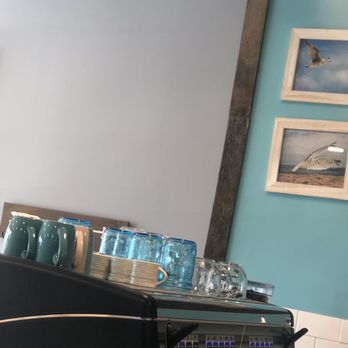 Muni’s Coffee Joint - Cool cups and glasses - Coffee & Tea Near Me - Lindenhurst, New York