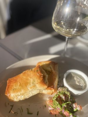 Nisi Estiatorio by null