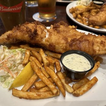 THE CELTIC HARP RESTAURANT AND PUB - Updated September 2025