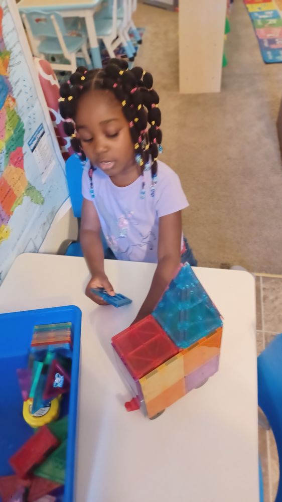 Desarrollo Integral Childcare And Preschool Bilingual Program - childcare center in Beaverton, OR