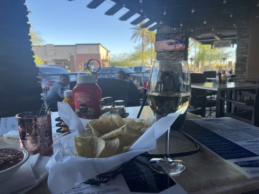 Lakeside Bar and Grill by null