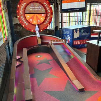 Puttshack - St. Louis - Mini Golf Near Me - St. Louis, Missouri