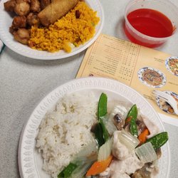 Flying Dragon - Moo Goo gai pan and sweet sour pork dinners