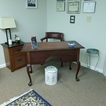 Embrace Massage and Hypnosis - Office - Hypnosis/Hypnotherapy Near Me - Hingham, Massachusetts Embrace Massage and Hypnosis - Office - Hypnosis/Hypnotherapy Near Me - Hingham, Massachusetts