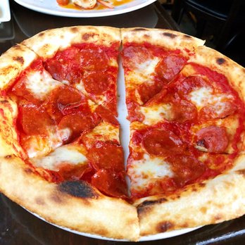 Phoenecia - Pizza Near Me - Seattle, Washington