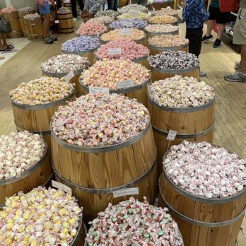 The Taffy Barrel - Taffy heaven - Candy Stores Near Me - Charlevoix, Michigan