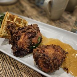 South + Pine American Eatery - Fried Chix 2.0
