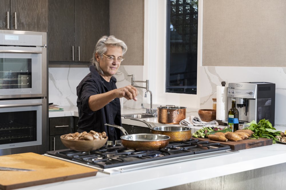 SYDENHAM CLINIC Updated September 2024 2621 Joanel St, Houston