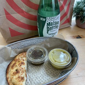 Lazo Empanadas - 16Th Mall - Spicy beef with Chimichurri Sauce 1 oz and Green Avocado Sauce 1 oz - Empanadas Near Me - Denver, Colorado