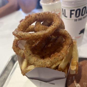 Burger Lounge - Half and Half - Burgers Near Me - Costa Mesa, California