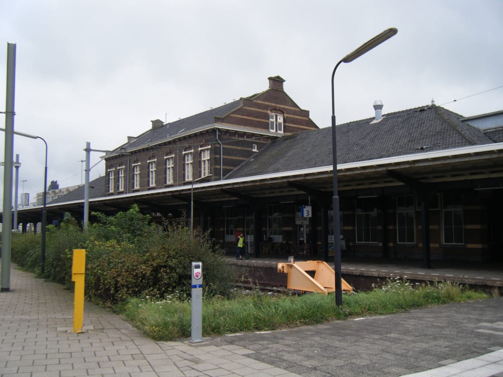 STATION HOEK VAN HOLLAND HAVEN Stationsweg 1, Hoek van Holland, ZuidHolland, The Netherlands