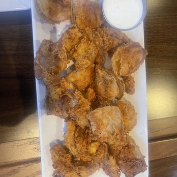 Seventy Six - Onion pedal appetizer - Bars Near Me - North Las Vegas, Nevada Seventy Six - Onion pedal appetizer - Bars Near Me - North Las Vegas, Nevada